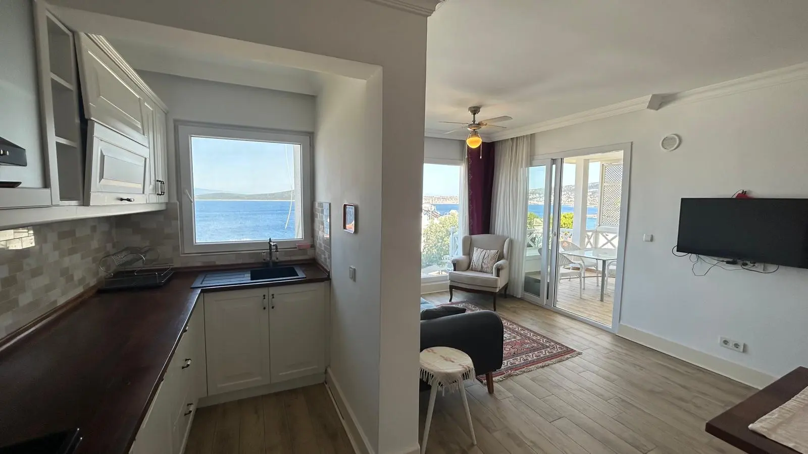 Kitchen area